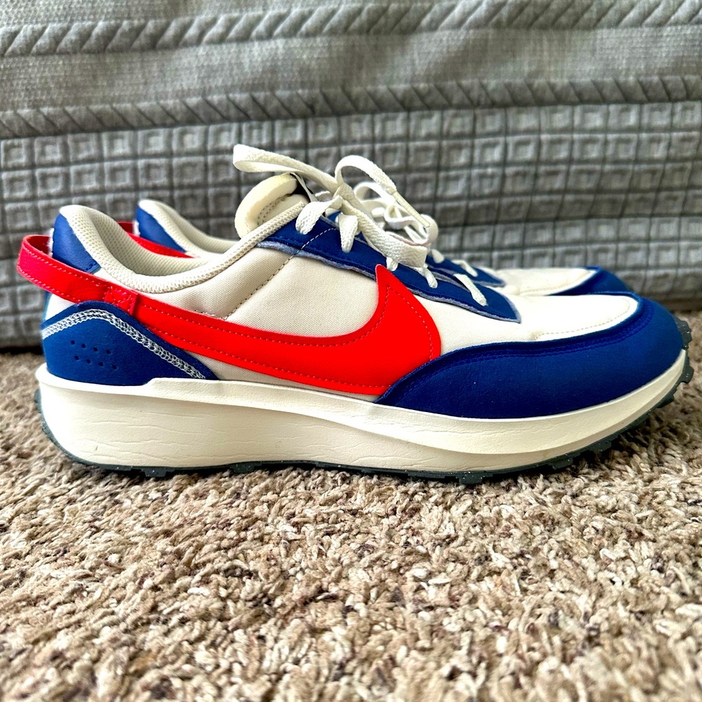 Nike Waffle Debut Swoosh - Size 10